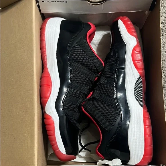 Used boys size 7 Air Jordan 11 Retro Low ‘Bred - Picture 1 of 8